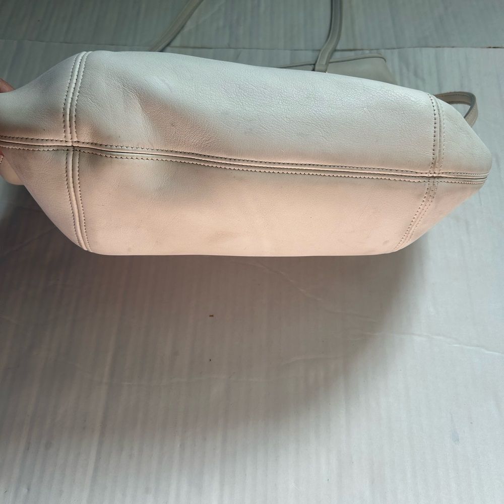Coach Vintage White Leather Shoulder Tote 9998 Bag - Picture 5 of 16